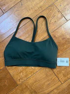 lululemon athletica Flow Y Nulu Bra - Dark Green